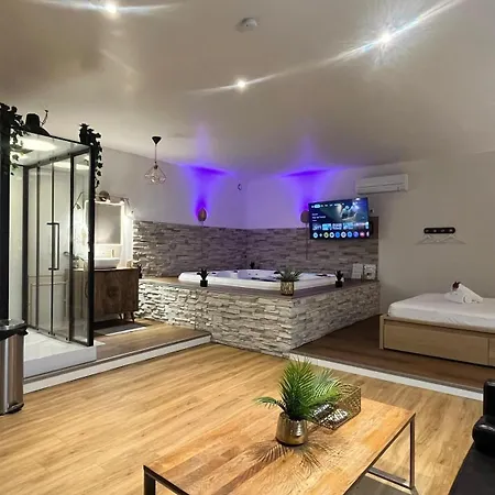 Διαμέρισμα La Serenita - Jacuzzi - Clim - Wifi - Topprosconciergerie